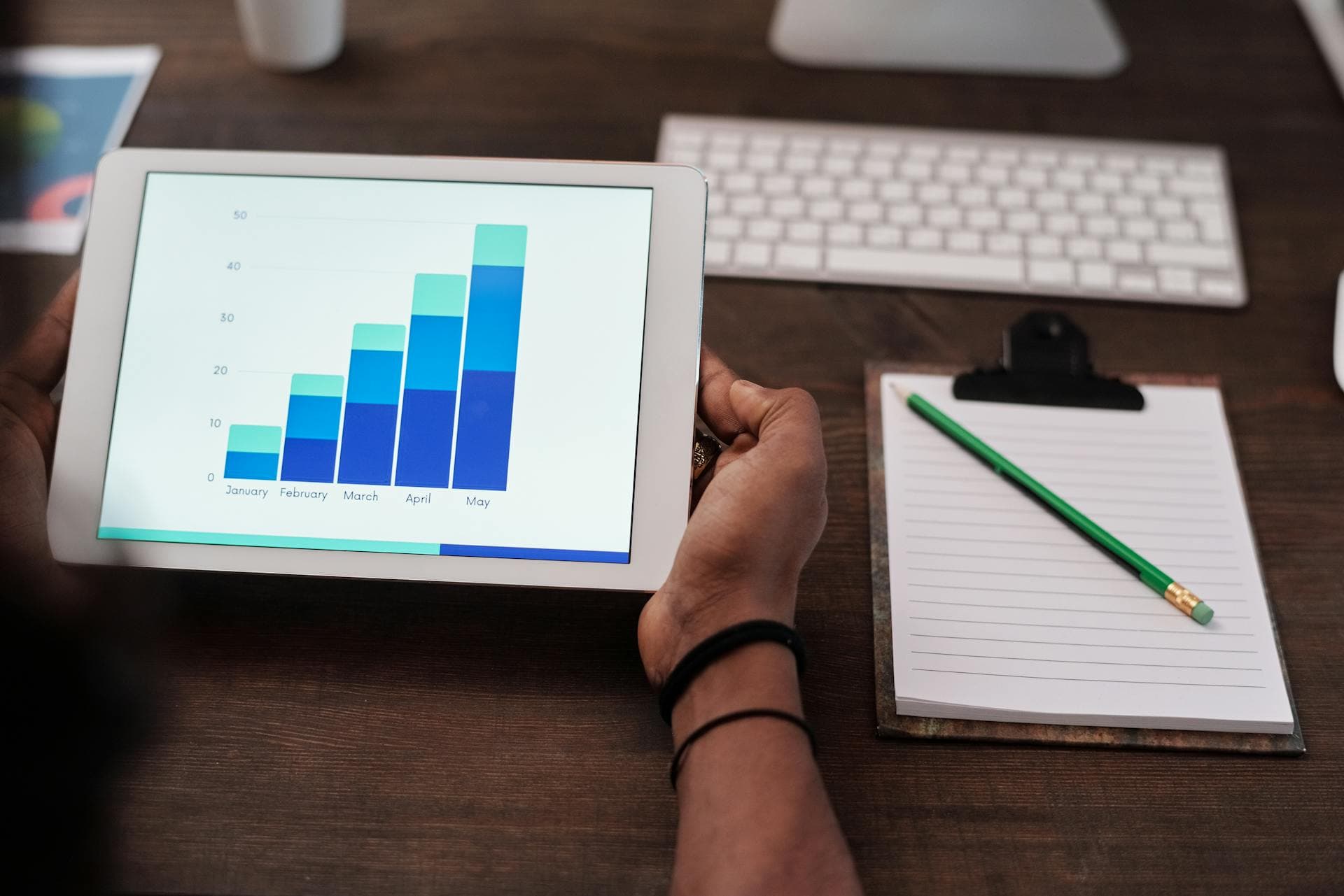 We Build Apps for Android and iOS